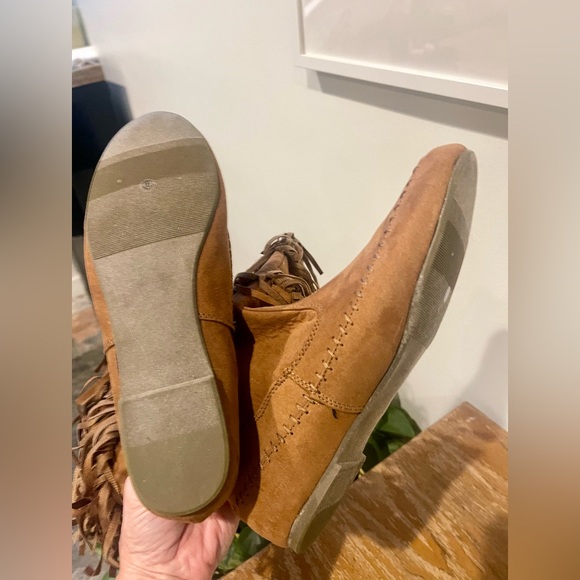 Genuine Leather/Suede Moccasin Boots - Picture 5 of 10